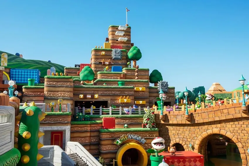 Área da Super Nintendo World, com atrações do Super Mario Bros no Epic Universe