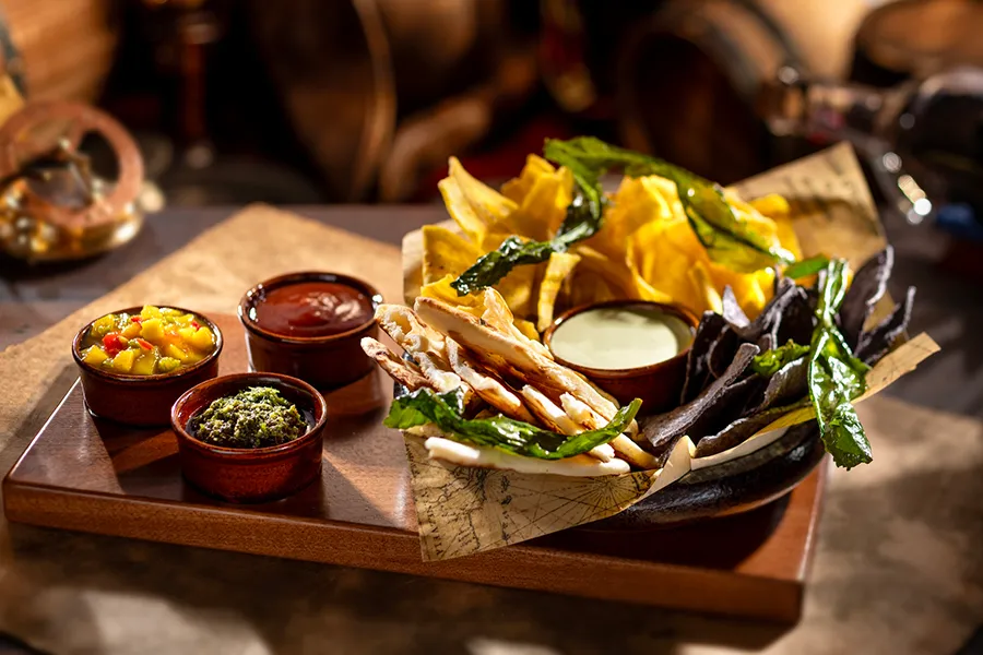 Prato que faz parte do cardápio do novo bar da Disney, The Beak and Barrel que tem abertura prevista para 29 de agosto de 2025